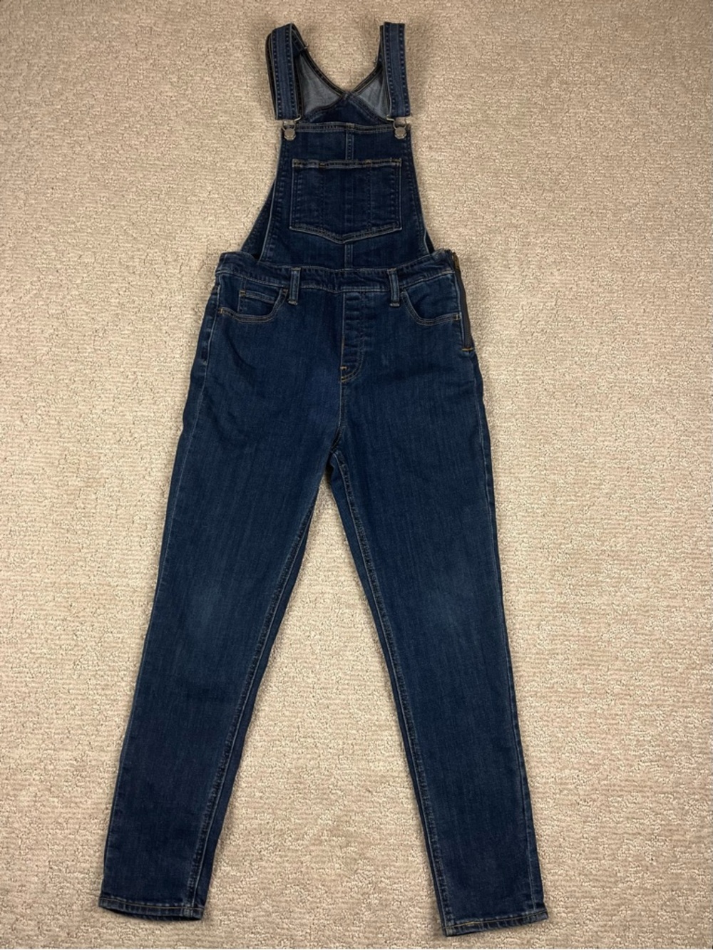 Levi's Overalls Womens 29 Blue Dark Wash Denim Stretch Bib
Skinny Leg Casual